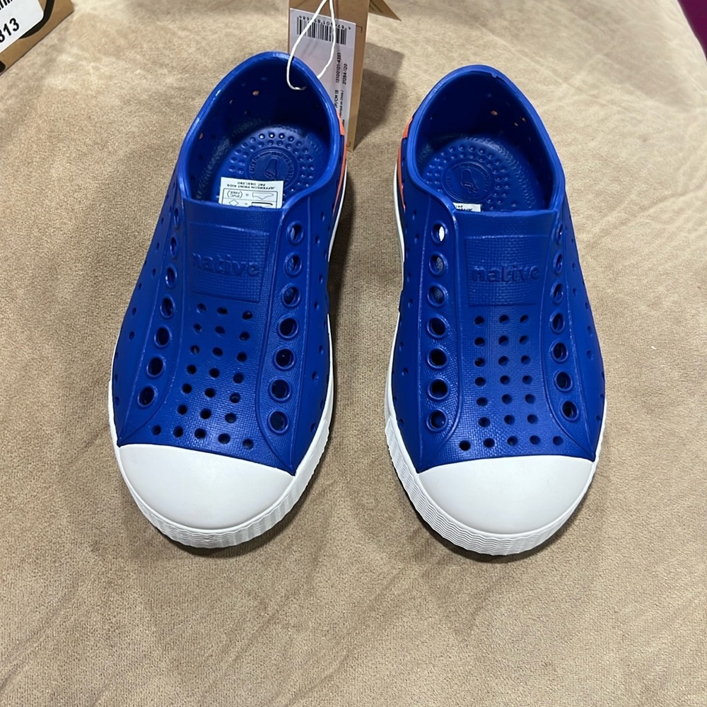 Native royal blue Jefferson shoes